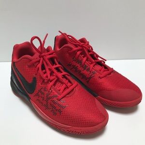 Nike • Kyrie Flytrap II • size 6.5 • youth